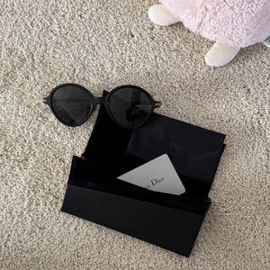Christian Dior women Sunglasses in Classic Black